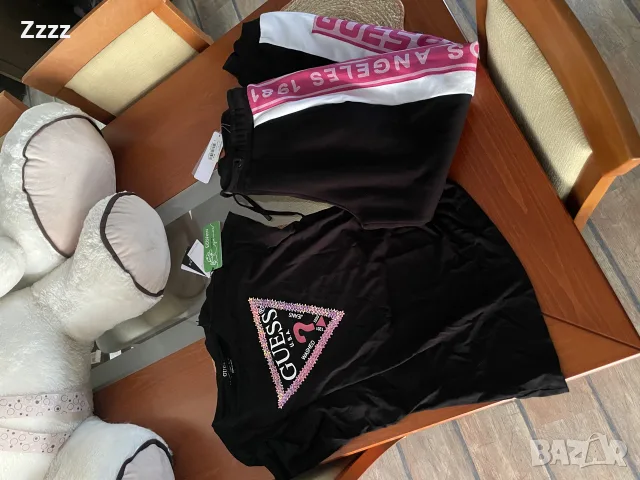 Дамска тениска и долница Guess