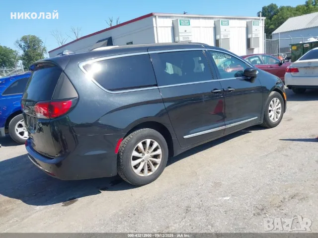 САМО НА ЧАСТИ Chrysler Pacifica 3.6 VVТ, снимка 7 - Автомобили и джипове - 52848486
