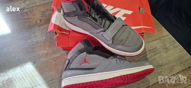 nike Jordan 1 flight strap , снимка 4 - Маратонки - 56645398