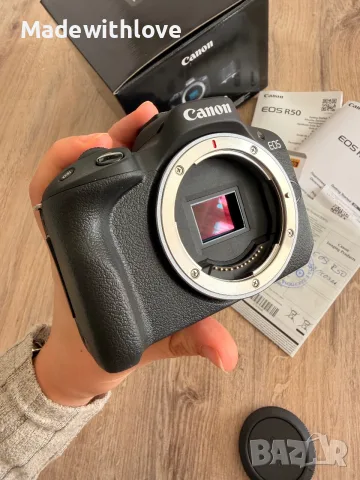 Фотоапарат Canon EOS R50, снимка 2 - Фотоапарати - 56599265