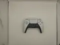 Продавам Sony DualSense контролер за PS5 – бял, снимка 2