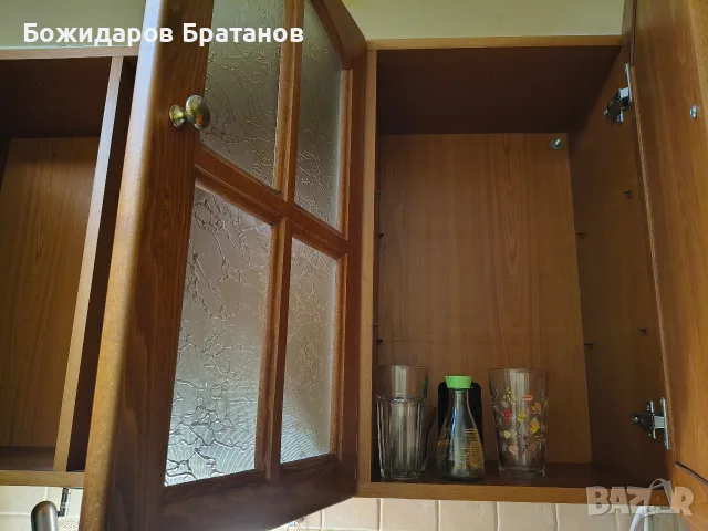 кухненски шкаф с масив, снимка 2 - Кухни - 56632567