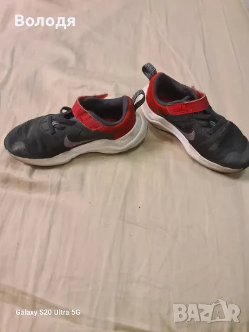 Детски маратонки Nike Downshifter 12, размер 27,5, снимка 2 - Детски маратонки - 56571201