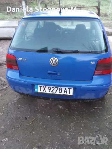 Продавам голф4, 1,6 бензин, 1998г., снимка 4 - Автомобили и джипове - 56568318
