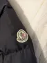 Дамско късо пухено яке (puffer jacket) Moncler размер М , снимка 3