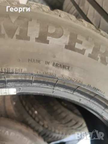 4бр.зимни гуми 215/65/17 Semperit, снимка 6 - Гуми и джанти - 56626312