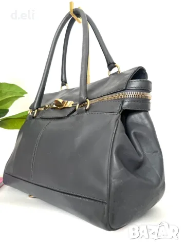 MAX MARA Original  100% Кожа  Разпознаваем модел , снимка 10 - Чанти - 56691825