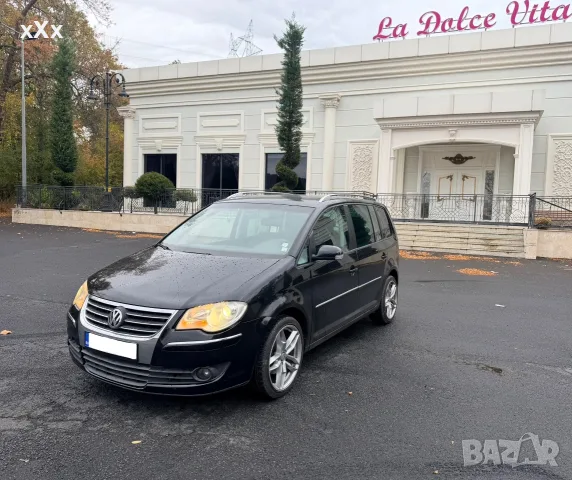 VW Toura 1.9 TDI DSG, снимка 2 - Автомобили и джипове - 56691115