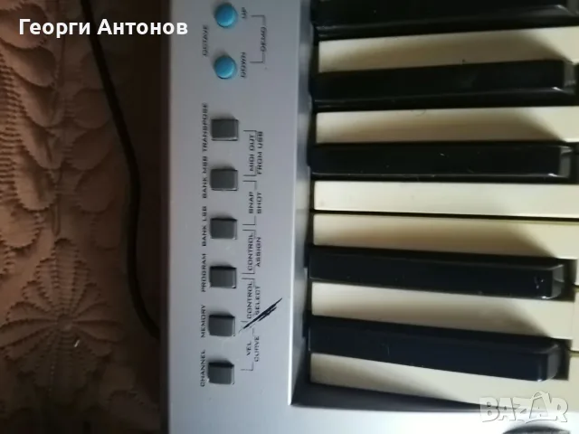 Миди Клавиатура M-Audio Evolutiom MK361C, снимка 3 - Пиана - 56583326