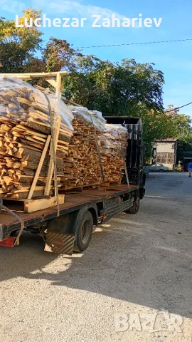 Дървени изрезки продава
