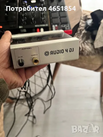 Native instruments audio 4 dj, снимка 3 - Ресийвъри, усилватели, смесителни пултове - 56632787
