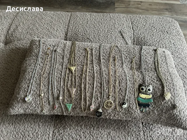 Колиета и гердани, снимка 4 - Колиета, медальони, синджири - 56567066