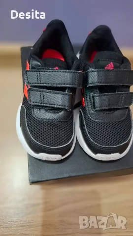 детски маратонки Adidas, снимка 2 - Детски маратонки - 56559622