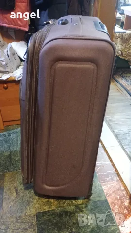 Голям куфар цвят plum, снимка 3 - Куфари - 56706937