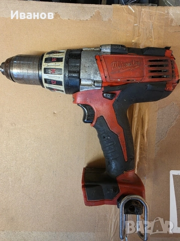 Milwaukee M18  
Описани
