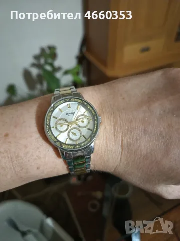 Оригинален и стилен дамски часовник Casio
