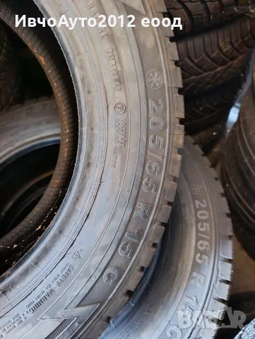 Зимни гуми 205/65/15C semperit , снимка 8 - Гуми и джанти - 56677120