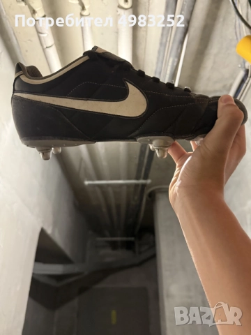 nike метални бутонки шестаци 