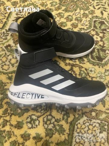 Като нови Adidas Forta Run 36 н, снимка 4 - Детски боти и ботуши - 56628713