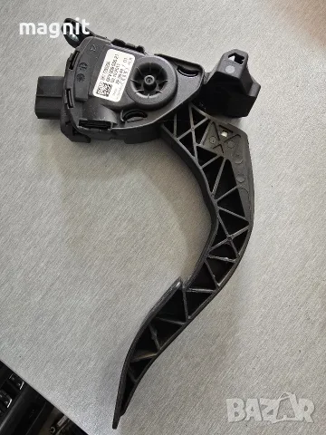 Педал газ 8K1723523A за AUDI A6 C7 A8 D4 Q5