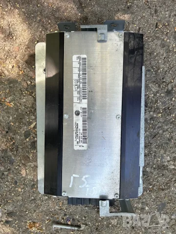 усилвател VW Golf 5 1K6035456 Audi Seat Skoda