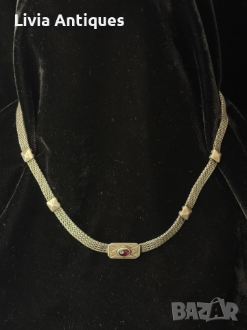 Сребърно колие с естествен гранат, 18,40 гр 