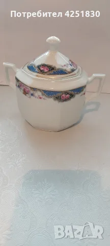 Винтидж порцеланова захарница с капак