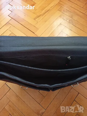Tommy Hilfiger Чанта , снимка 3 - Чанти - 56639365