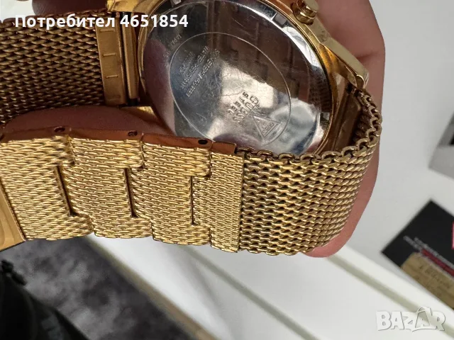 Guess оригинален часовник