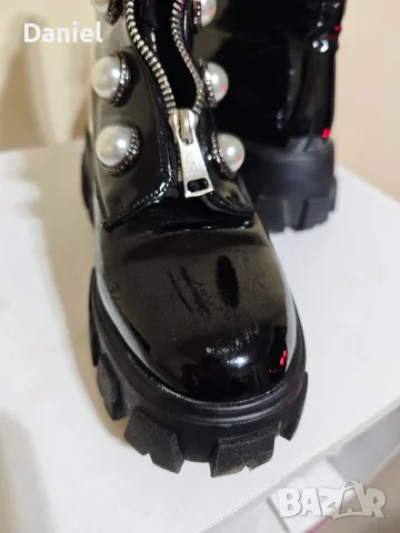 Дамски ефектни боти, снимка 4 - Дамски боти - 56677938