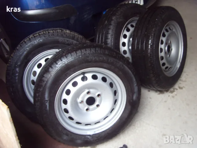 Капачки за джанти VW Кади, снимка 3 - Гуми и джанти - 55827114
