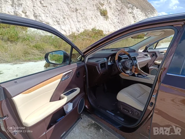 Lexus RX 450h Luxury, допълнително персонализиран интериор, волан от бамбук и кожа