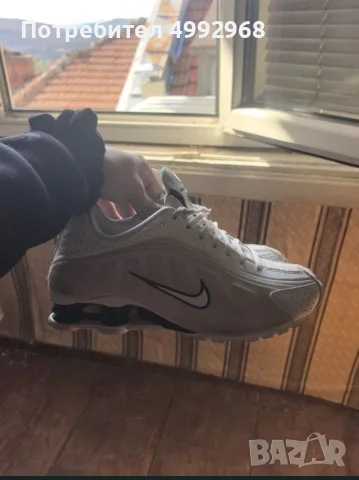 Продавам тези обувки NIKE SHOX , снимка 2 - Маратонки - 56705255
