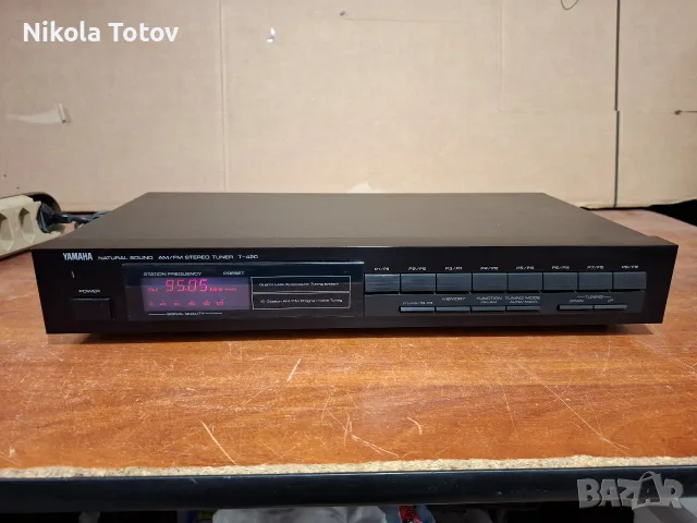 Продава се тунер Yamaha T-420. 