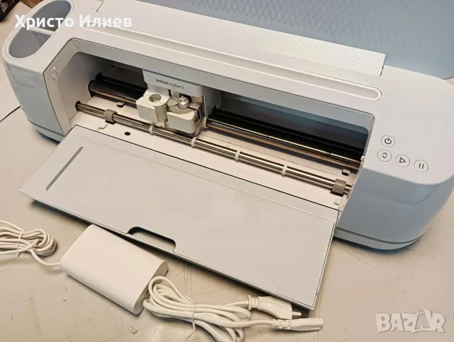 Професионален Режещ плотер CRICUT Maker 3, снимка 9 - Принтери, копири, скенери - 56609024