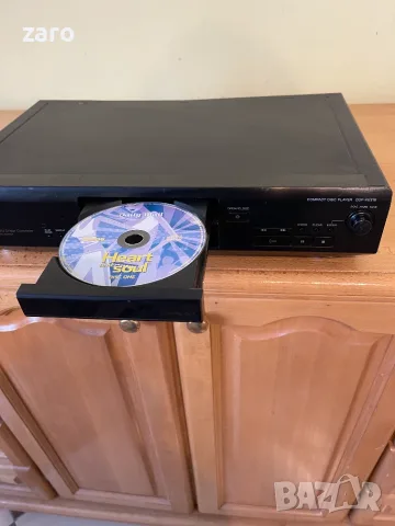 Компакт диск плеър Sony CDP-XE310, снимка 3 - Аудиосистеми - 56644956