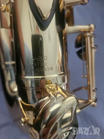 Саксофон YAMAHA YAS-280, снимка 2 - Духови инструменти - 56666158