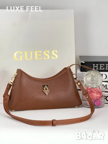 Guess ✨Дамски Чанти , снимка 12 - Чанти - 56554358