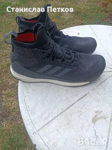 Мъжки маратонки adidas.номер 48, снимка 2 - Спортни обувки - 56625982