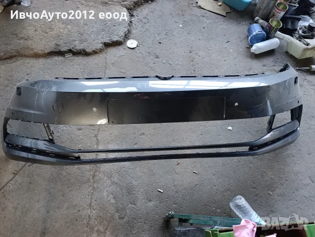 Броня предна броня VW Touran 2015-19, снимка 4 - Части - 56559924