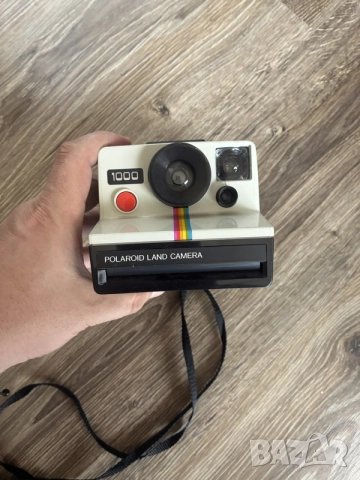 Polaroid 1000 - апарат за моментни снимки