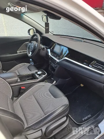 Kia E Niro 64 KW  204 к.с., снимка 4 - Автомобили и джипове - 56697021