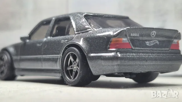 hot wheels Mercedes , снимка 14 - Колекции - 56558859