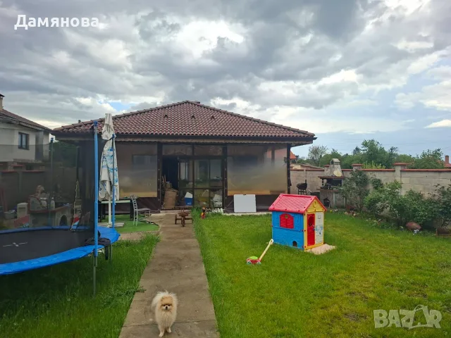 Луксозна къща с голям двор