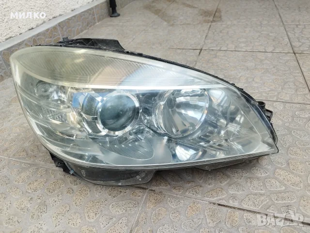 Десен фар за mercedes w204