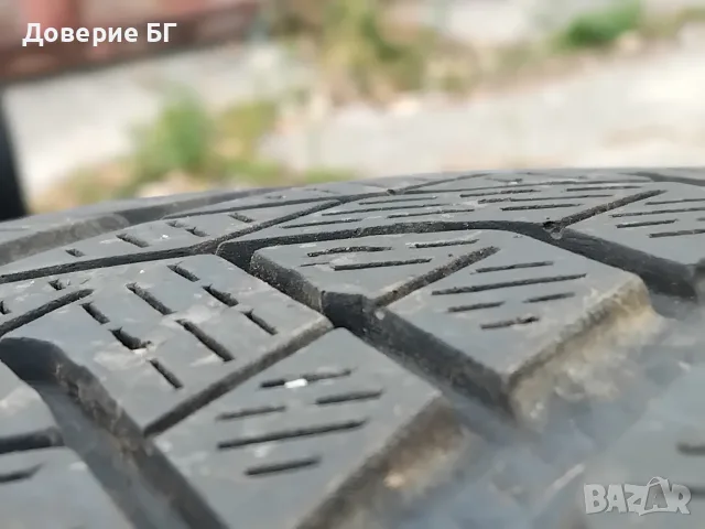 Гуми 255 55 18 Пирели Pirelli 4 броя - нов внос.Не са нови! Посочената цена е за един брой гума. 