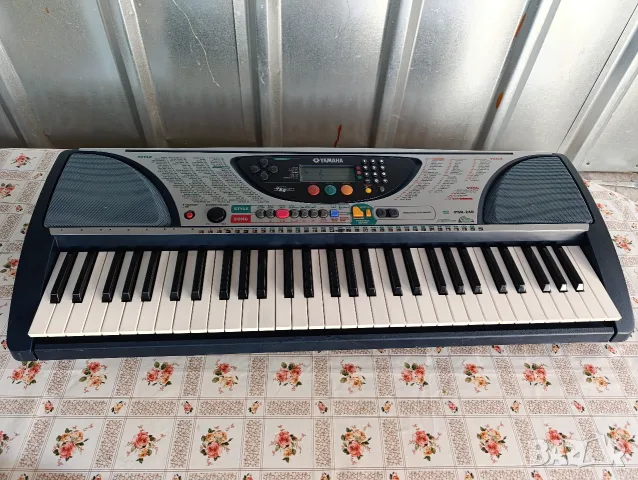 Синтезатор Yamaha PSR-240, снимка 3 - Синтезатори - 56654503