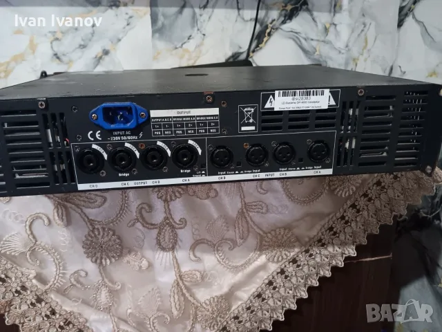 Краино стъпало 4х1000вата, снимка 3 - Ресийвъри, усилватели, смесителни пултове - 56655681