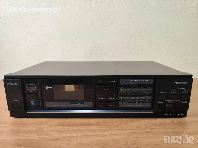 Продавам дек Philips FC561