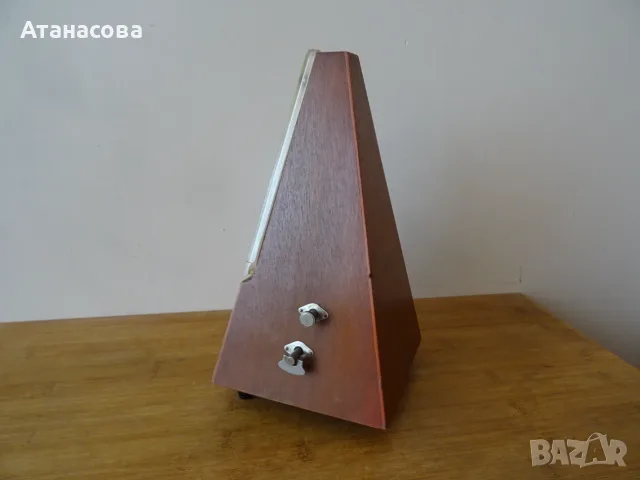 Немски метроном 1979 г, снимка 4 - Антикварни и старинни предмети - 56602576